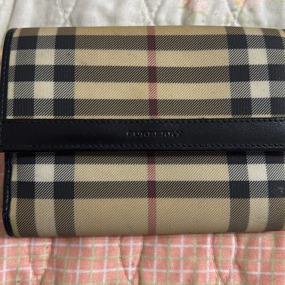 Burberry wallet